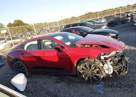 2023 Toyota Crown Platinum из США, поврежденный, VIN JTDAFAAF7P3001182